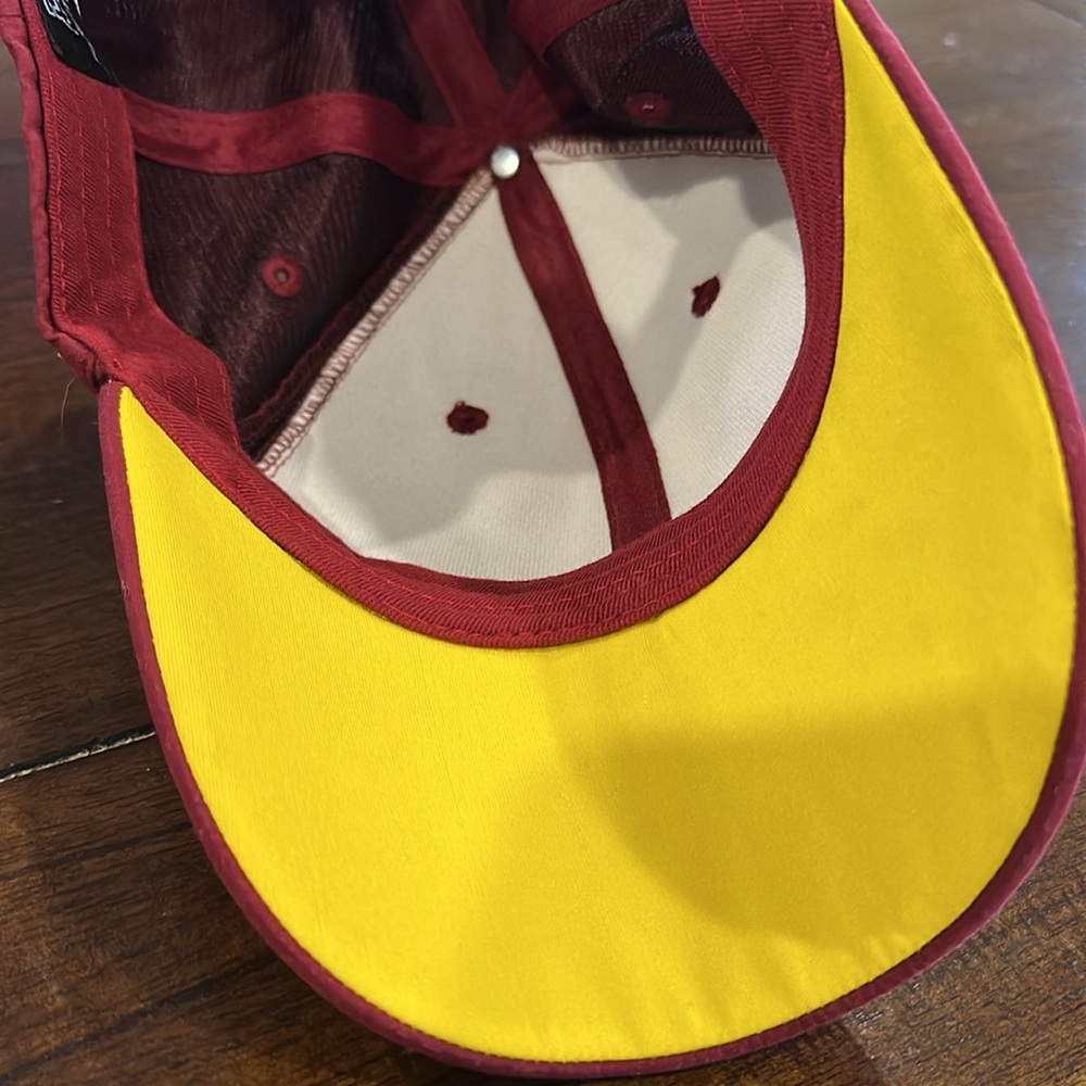 Iowa state hat - Picture 3 of 4